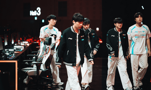 Siêu sao LPL vẫn 