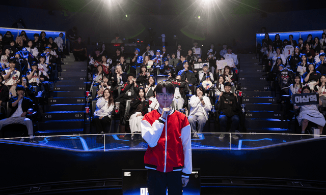 Faker sở hữu một thành tích mà cả LCK cộng lại cũng chưa sánh kịp