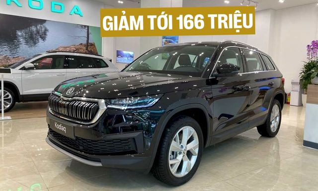 Skoda Kodiaq giảm mạnh tới 166 triệu đồng: Xe nhập quyết đua tranh Santa Fe, CX-8 lắp ráp trong nước