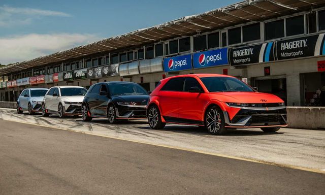 Ngay cả Lamborghini cũng 'mê' Hyundai Ioniq 5 N: Chạy thử ngay tại tổng hành dinh, dễ bê hộp số giả lập của xe Hàn lên siêu xe điện hơn 1.000 mã lực