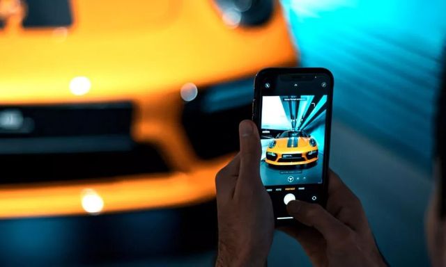 Bỏ tiền tỷ mua xe Porsche mà vẫn bị thế này: Bị phớt lờ khi đặt xe, đổi chỗ mua thì bị miệt thị, lời giải thích sau đó còn tệ hơn