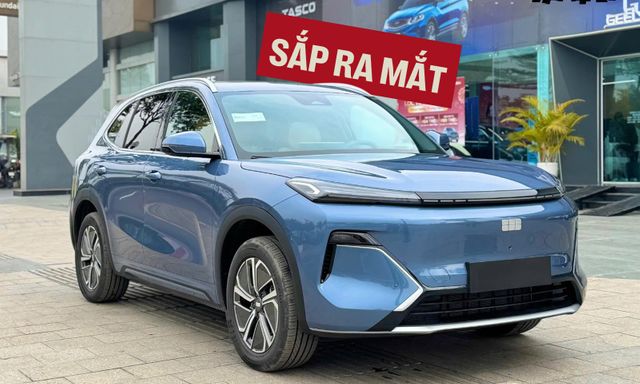 Geely EX5 hybrid lần đầu được nhá hàng chính hãng tại Việt Nam, thêm lựa chọn cho những ai 'lười sạc' mà vẫn muốn tiết kiệm, ăn xăng chỉ ngang xe máy