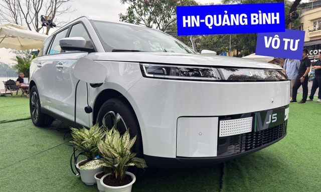 Cận cảnh Jaecoo J5 thuần điện tại Việt Nam: Pin 58,9 kWh, màn hình 13,2 inch, chạy Hà Nội - Quảng Bình vô tư