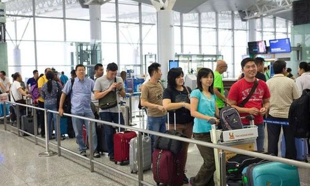 Người dân Việt Nam sắp đi nước ngoài đón tin vui