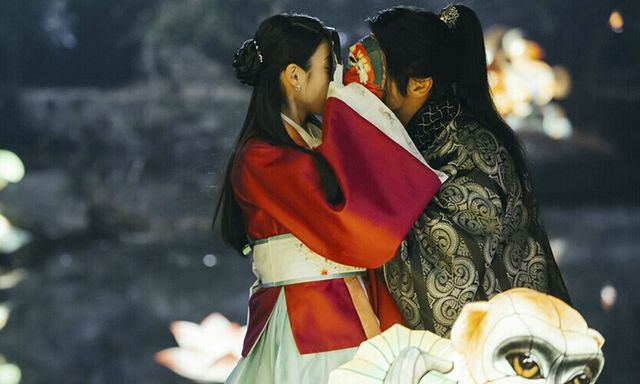 10 phim cổ trang Hàn Quốc hay nhất thập kỷ (P.1): Từ “flop” thành “huyền thoại” - bạn đã bỏ lỡ bao nhiêu kiệt tác rồi?