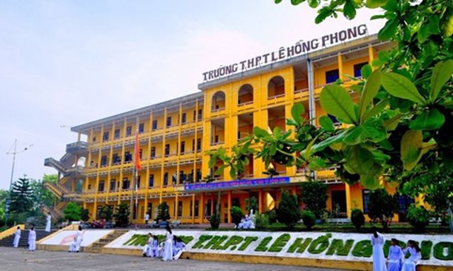 Vụ đang đỗ 'Thủ khoa' thành trượt lớp 10 do nhầm lẫn: Mẹ làm đơn khiếu nại vì con trai suy sụp, bỏ ăn