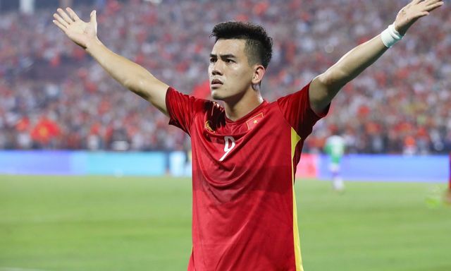 “Chảo lửa” thay sân Mỹ Đình ở AFF Cup: Đạt chuẩn châu Á, giữ 1 kỷ lục khó tin của bóng đá Việt Nam