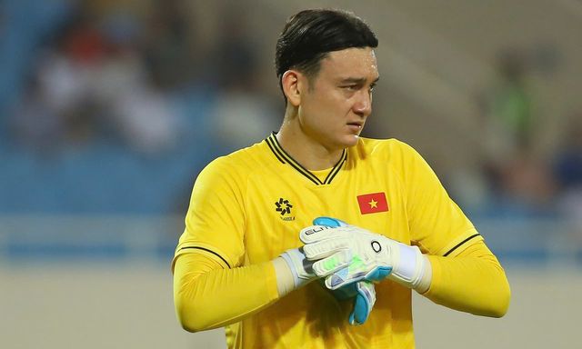 HLV Kim Sang-sik gạch tên Đặng Văn Lâm, chốt danh sách 26 cầu thủ dự AFF Cup 2024