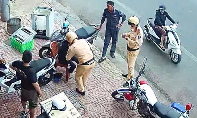 Lá thư của cô gái bị đau tim, ngất xỉu khi đang lái xe khiến hàng ngàn người người xúc động