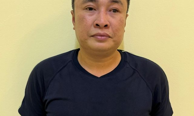 Tạm giữ Lê Đình Chiến - kẻ chửi bới, đe doạ CSGT 