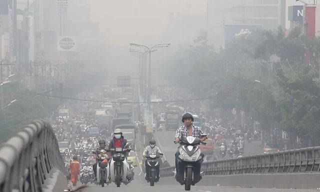 Quy định mới bắt buộc khiến hàng chục triệu xe máy phải xếp hàng: Mức áp dụng thế nào với từng loại xe?