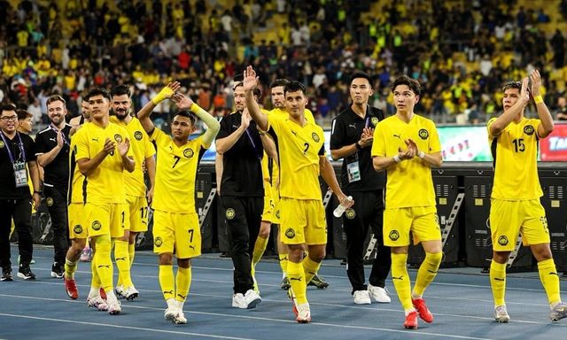 Tuyển Malaysia đấu Philippines: Thong dong chờ vé vào bán kết