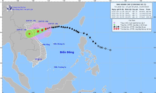 Bão số 3 vừa tăng thêm 1 cấp, chỉ còn cách Quảng Ninh hơn 100km, mưa rất to từ đêm nay