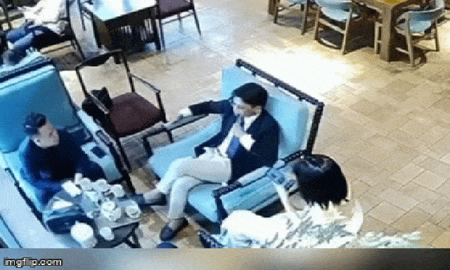 Vụ khách đấm nhân viên vì nhắc hút thuốc trong quán: Người 