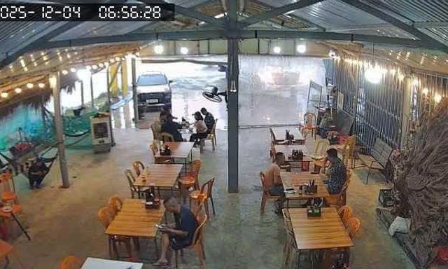 Nhóm cứu trợ đăng tin lên MXH vì bữa ăn sáng: Bất ngờ phản ứng của chủ quán