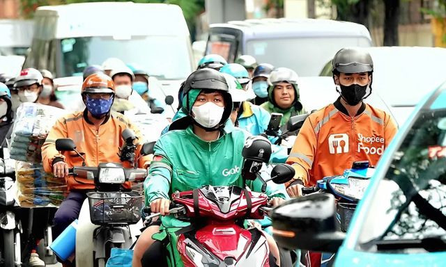 Đề xuất đặc biệt quan trọng, ảnh hưởng đến hàng trăm nghìn tài xế ô tô, xe máy xăng ở Hà Nội