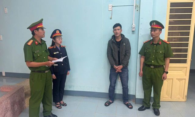 Thi hành lệnh bắt tạm giam Lưu Trần Anh Tuấn