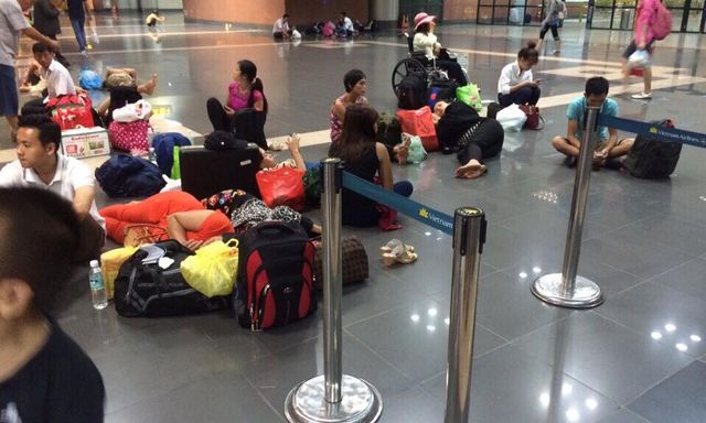 Hành khách bị delay tại Nội Bài, Tân Sơn Nhất, Đà Nẵng có thể ngủ ở sân bay: Nhiều trường hợp được miễn phí