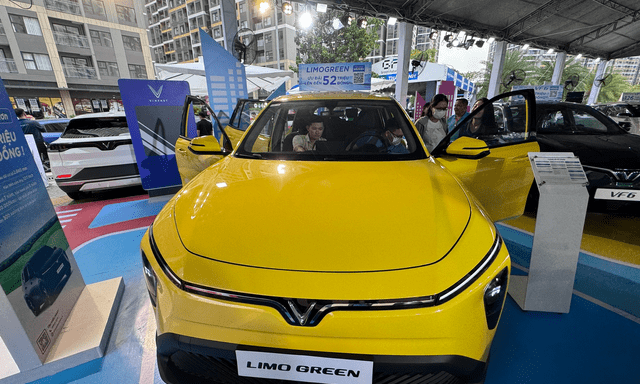 Xe điện 7 chỗ đầu tiên của VinFast lập kỷ lục chưa từng có