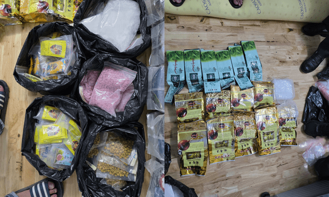 Choáng ngợp lô hàng cấm trong đường dây xuyên quốc gia giao dịch 1.500 tỷ đồng 