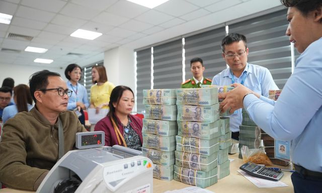 Hà Nội chi trả tiền đền bù dự án bên hồ Gươm: Một hộ dân nhận đền bù tới 400 tỷ đồng