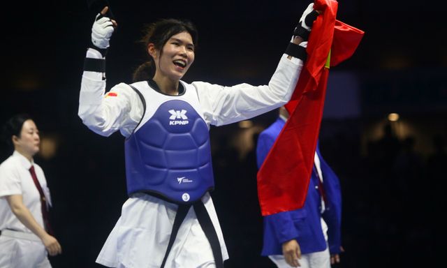 Võ sĩ Việt Nam thắng tưng bừng Thái Lan: “Tôi đá trúng, đòi check VAR mà trọng tài không cho điểm”