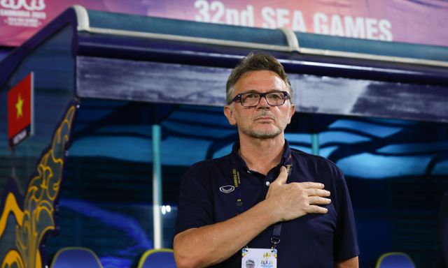 Cảm ơn HLV Troussier vì 3 