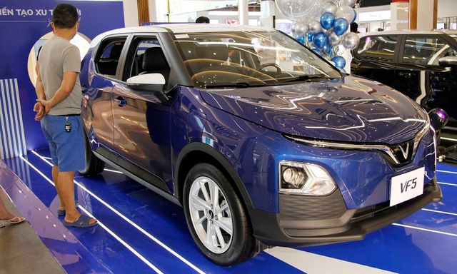 Top ô tô “hút khách” nhất mọi phân khúc: Xe điện VinFast áp đảo thị trường Việt Nam 2025