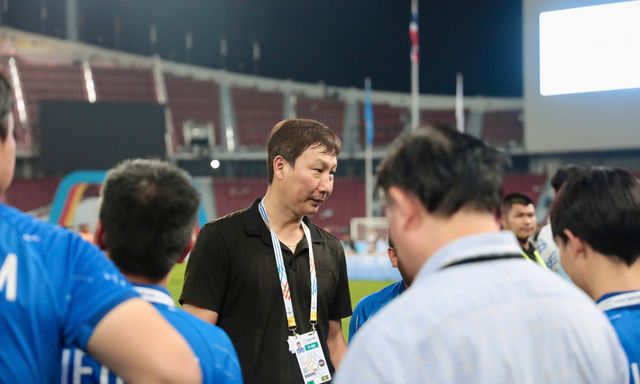 HLV Kim Sang-sik công bố danh sách U23 Việt Nam chuẩn bị cho VCK U23 châu Á 2026