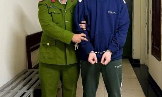 Bắt nhân viên ngân hàng Nguyễn Hoàng Giang 