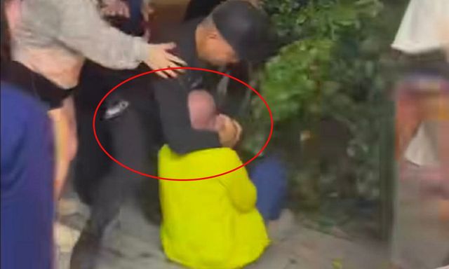 Xôn xao clip tố bảo vệ chung cư đánh hội đồng một người đàn ông ở Hà Nội: Công an vào cuộc