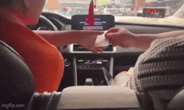 Danh tính tài xế trong đoạn clip 