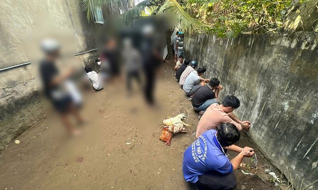 Cảnh sát bất ngờ đột kích, bắt Nguyễn Cường Quốc và 13 người khác