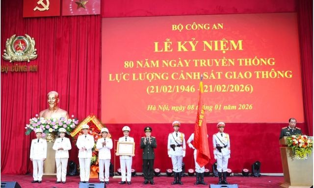 Cục Cảnh sát giao thông đón nhận Huân chương Quân công hạng Nhất