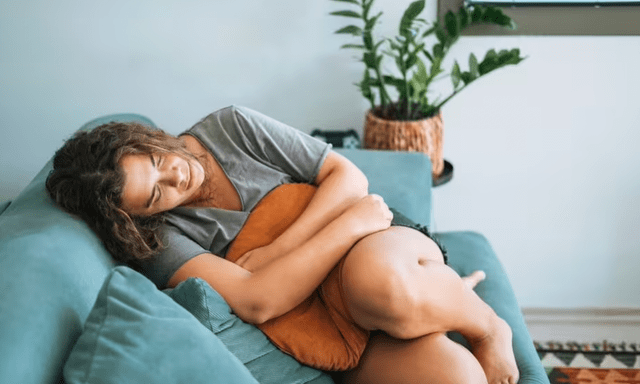 Ung thư giai đoạn 3 được phát hiện sau khi cơ thể có 3 triệu chứng: 1 cô gái trẻ lên tiếng cảnh báo