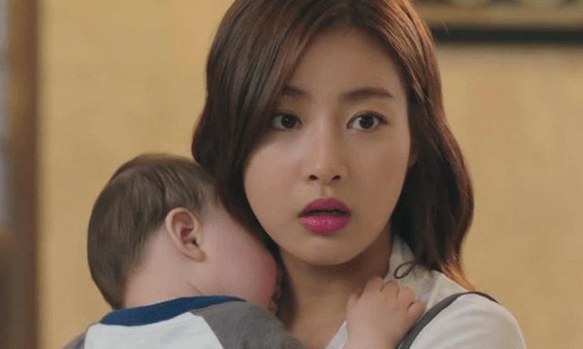 Lên trông cháu, mẹ chồng yêu cầu có tháng lương thứ 13