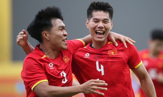 Đội hình U23 Việt Nam vs U23 UAE: HLV Kim Sang-sik có hóa giải được “bộ ngũ nhập tịch”?