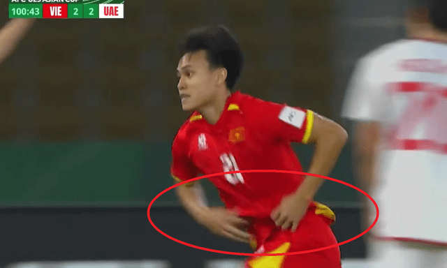 Người hùng U23 Việt Nam thoát án treo giò nhờ 1 giây 