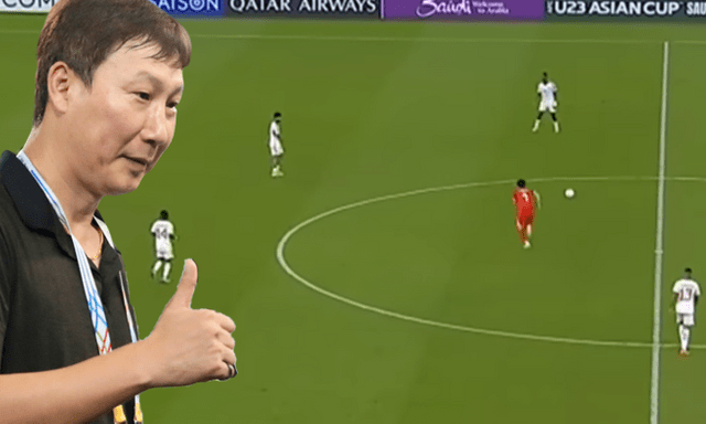 Đình Bắc “một mình bao vây đội bạn” và thứ vũ khí đáng sợ nhất của HLV Kim Sang-sik