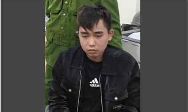 Bạn gái bị đuổi việc, thanh niên sinh năm 2004 đâm bạn trai chủ quán