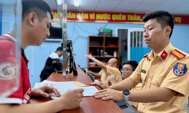 Những người dân nào có thể bị thu hồi bằng lái xe theo đề xuất mới nhất của Bộ Công an?