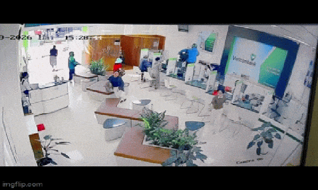 Nguồn gốc áo, mũ Grab được hai đối tượng sử dụng trong cướp ngân hàng ở Gia Lai