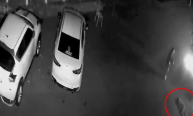 Đưa bạn về khách sạn rồi lái đi, người đàn ông không ngờ cán qua người bạn khiến đối phương tử vong