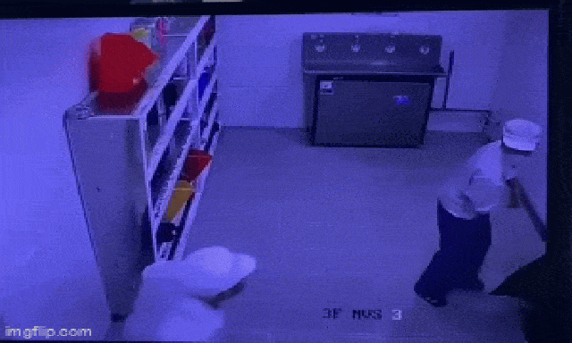 Nam công nhân sàm sỡ nữ đồng nghiệp chưa đủ 16 tuổi ở Đồng Nai: Công an bắt khẩn cấp 