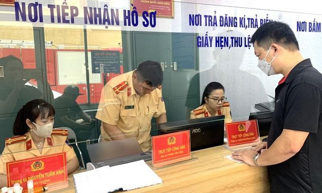 Tất cả người dân có xe đã bán, cho, tặng chú ý: Cách gửi yêu cầu xoá thông tin 