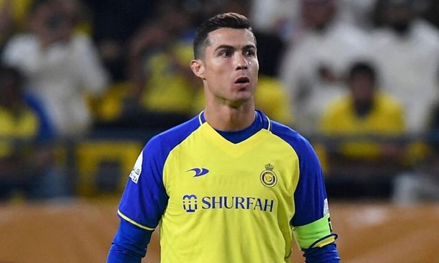 Cristiano Ronaldo đình công, Al Nassr... vượt lên dẫn đầu Saudi Pro League