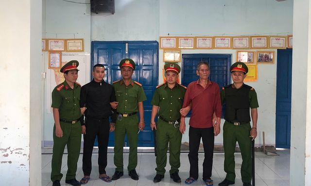 Ra lệnh bắt tạm giam 2 cha con Nguyễn Thanh Tùng và Nguyễn Nhật Nam