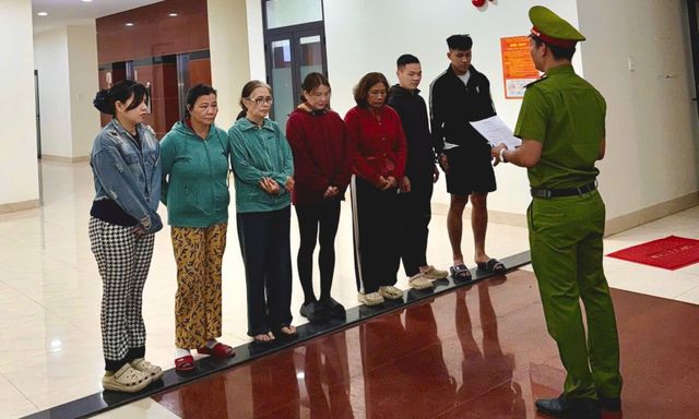 Tạm giữ hình sự Nguyễn Thành Điệp SN 1994 và nhiều quý bà 