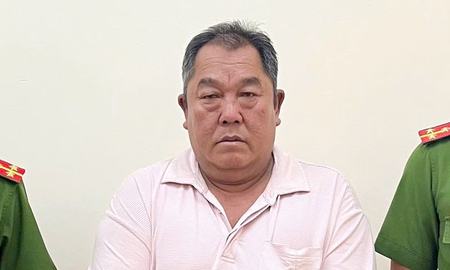 Thi hành lệnh bắt tạm giam giám đốc Nguyễn Văn Thi SN 1968