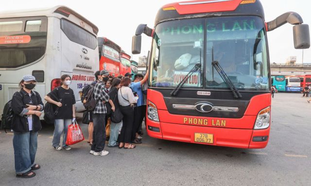 Đây là những tuyến xe khách giá vé tăng gấp 7 lần bình thường: Cơ quan chức năng vào cuộc kiểm tra